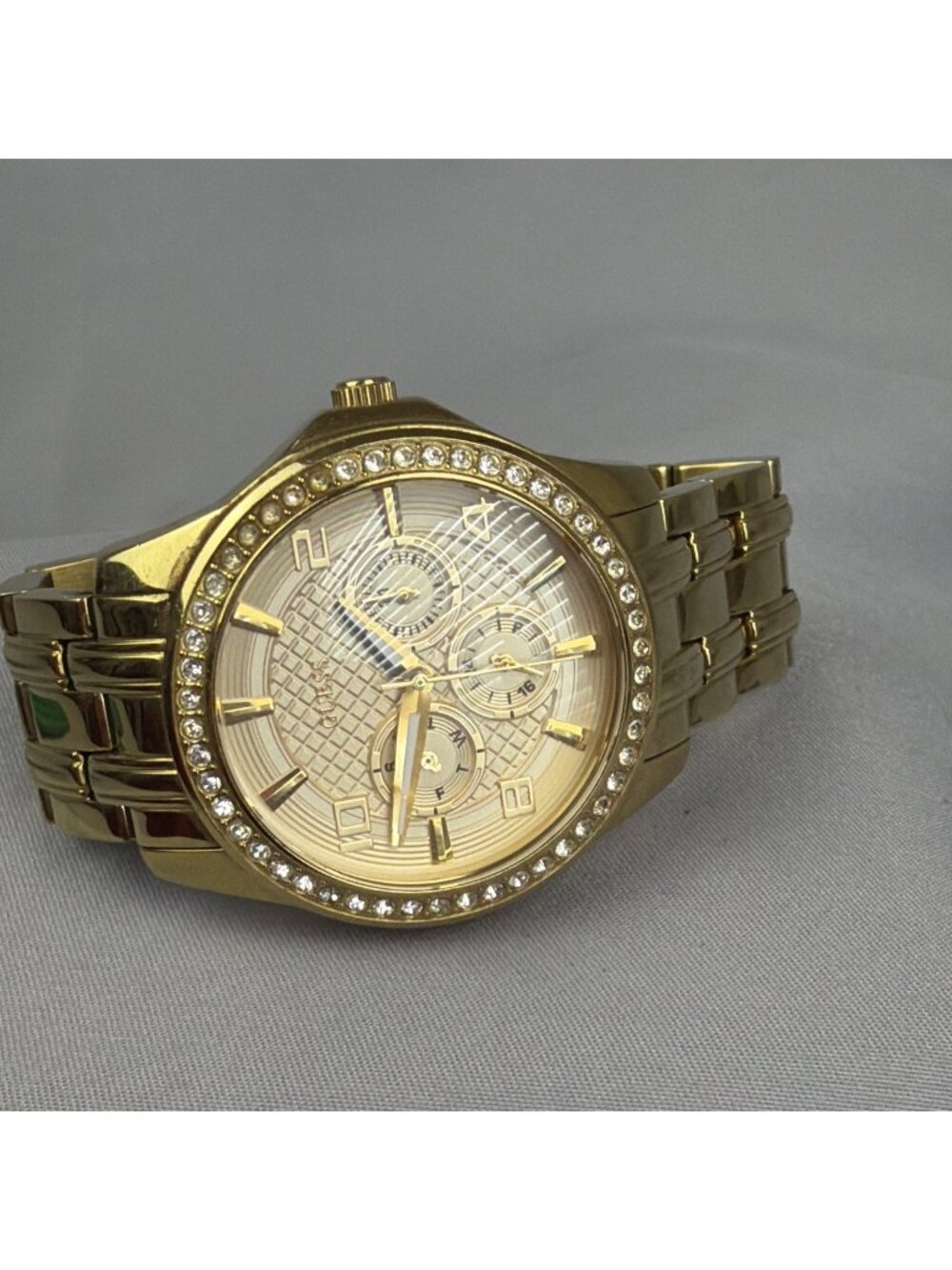 GUESS WaterPro WATCH UO147L2 Gold CRYSTALS Japan Movement Untested Parts